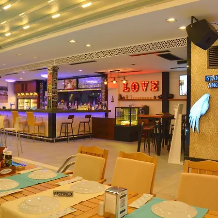 伊斯坦科酒店 3*