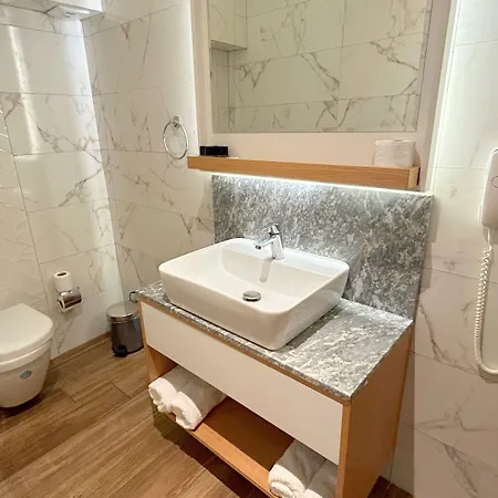 Istankoy Hotel 3*