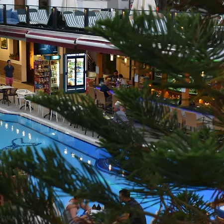 Hotel Istankoy 3*